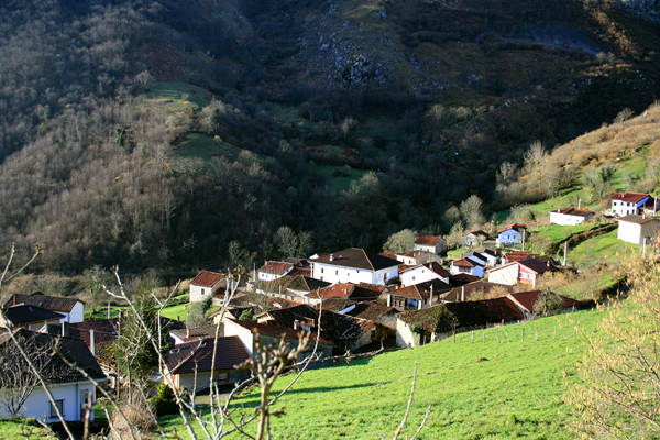 Hotel Llerau - Taranes